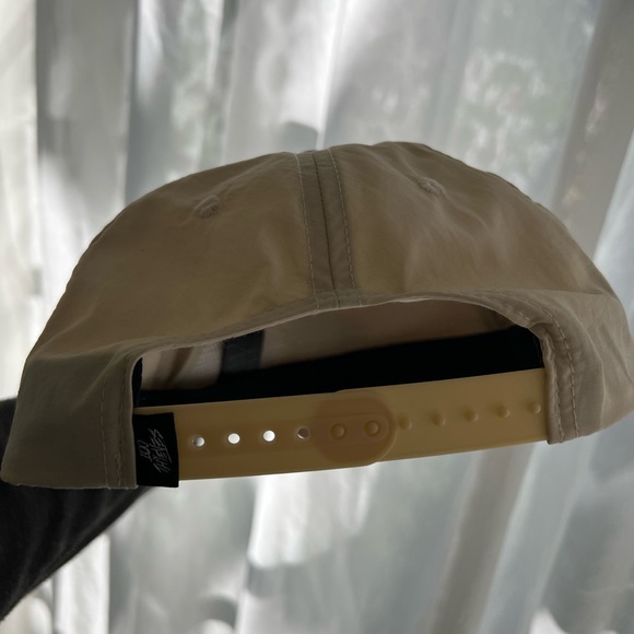 Cream 100 Thieves SnapBack Cap - Picture 2 of 4